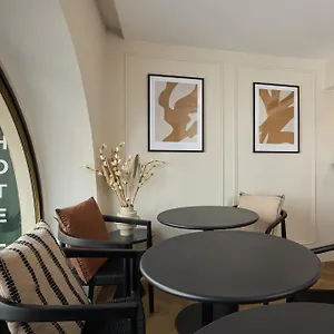 Hotel Elysee Secret, Paris